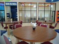 Image of Meja Bundar Pemustaka